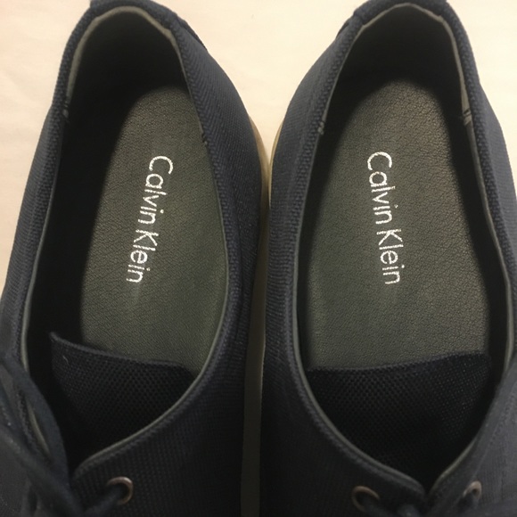 Calvin Klein Frasier Oxford Shoes - Picture 4 of 7